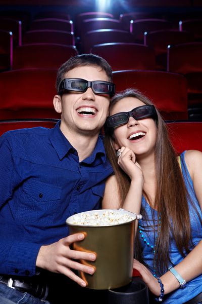 زن و شوهر خنده در سینما