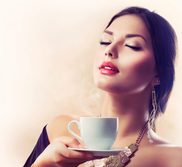 قهوه چای یا قهوه مصرف کنید جام نوشیدنی