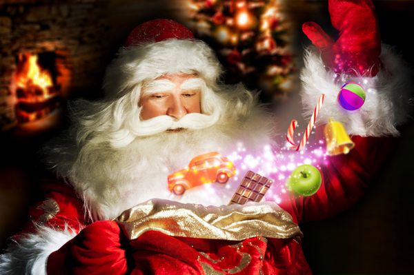 بابا نوئل گرفتن هدیه و شیرینی از کیسه خود و نشان دادن معجزه