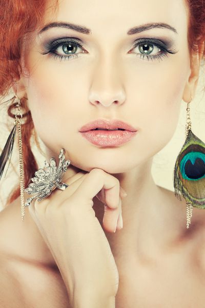 موی قرمز دختر مدرن portraitAccessorys