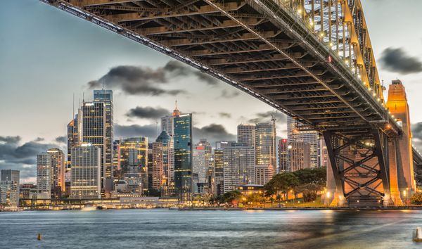 جالب بودن پل بندر سیدنی در غروب خورشید