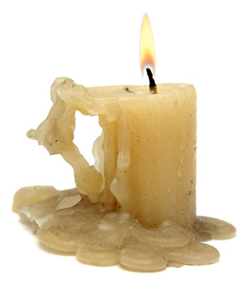 شمع قدیمی جدا شده بر روی زمینه سفید