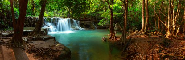 آبشار Huay Mae Kamin در Kanchanaburi تایلند پانوراما