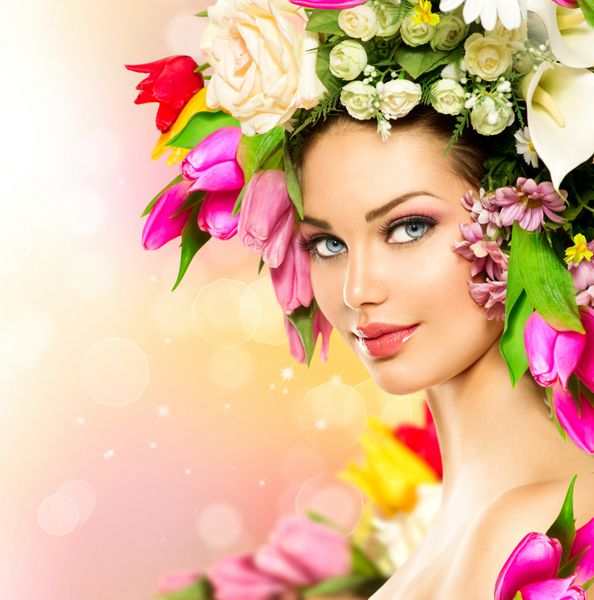 زن بهار مدل دختر زیبایی دختر مدل با گل های رنگارنگ گل مو بانوی زیبا با گل گل در سرش مدل موی طبیعی تعطیلات آرایش مد آرایش