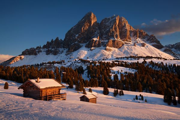 شب زمستانی در Dolomite Passo delle Erbe Val Gardena Alta Badia Trento Trento-Alto Adige Dolomites Italy