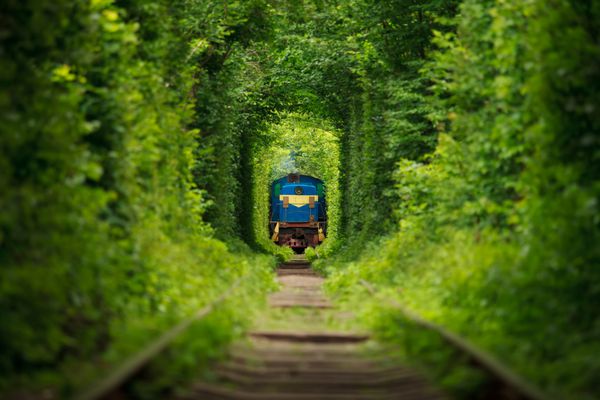 تونل قطار عشق عشق در اوکراین