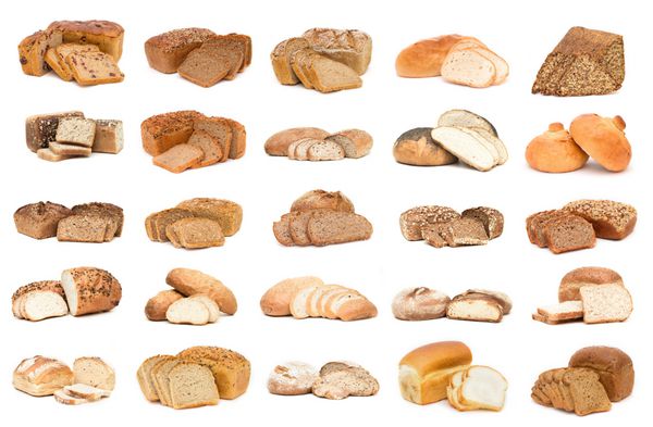 مجموعه ای از انواع مختلف نان با زمینه سفید مجزا شده است