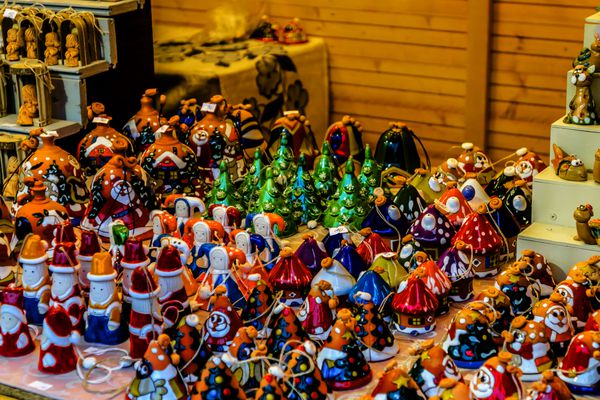 ورشو لهستان 2015 نوامبر 28 بازار کریسمس در ورشو در نزدیکی قلعه قلعه شهر قدیمی