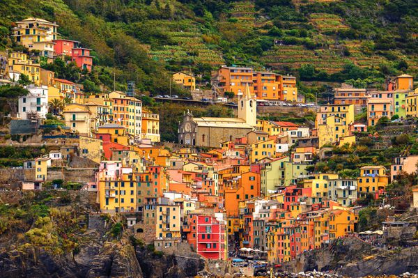 RIOMAGGIORE ایتالیا 5 مه 2016 ریموگجوره روستایی در استان لا اسپتیا لیگوریا ایتالیا یکی از زمین های Cinque Terre میراث جهانی یونسکو است