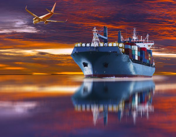 کشتی حمل و نقل کانتینری و حمل و نقل هوایی برای واردات بین المللی واردات لجستیک صادرات سهام بزرگ به مشتری