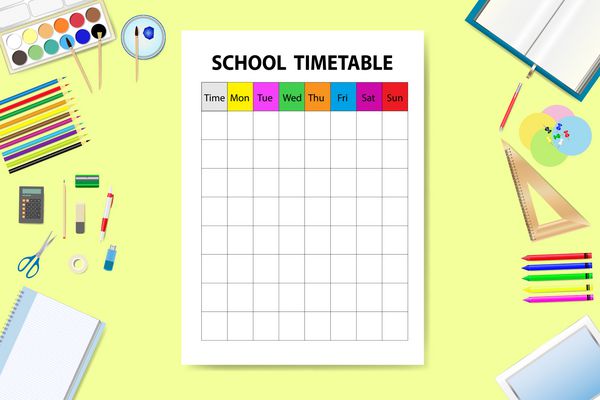 بردار افقی گرا با جدول زمانی مدارس اطراف تجهیزات مدرسه در پس زمینه زرد