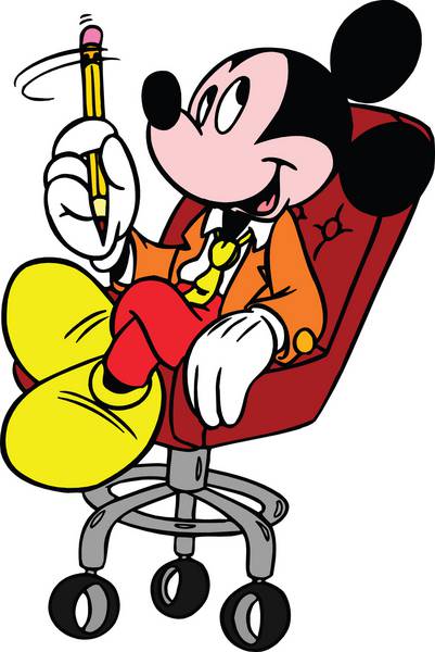 میکی موس نشسته روی صندلی چرخ دار