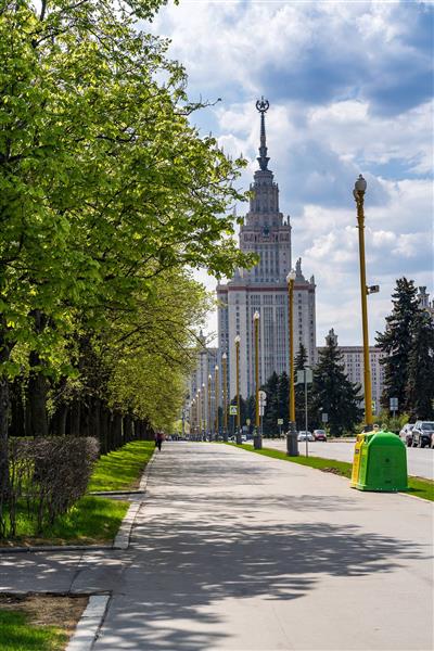 نمایی از ساختمان دانشگاه در مسکو