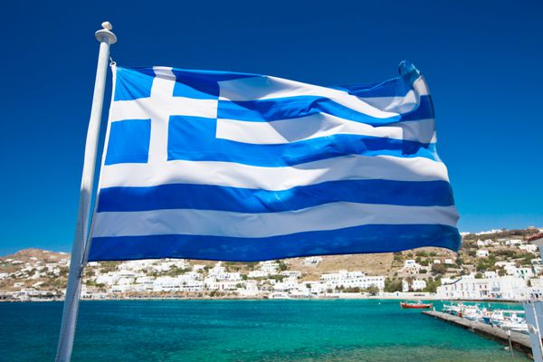 پرچم ملی یونان در میکونوس