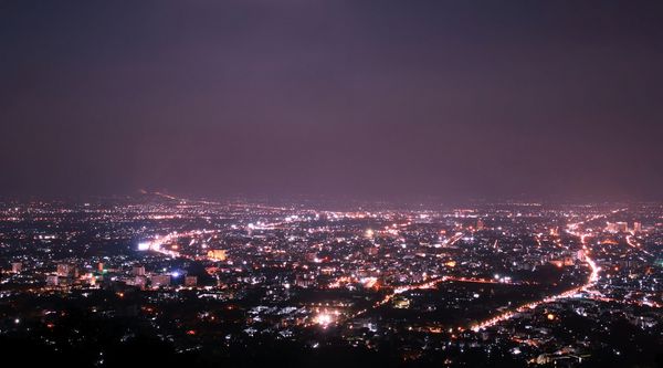 نمای شهر چیانگ مای در نزدیکی تایلند