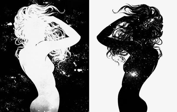به تنهایی در جهان دختر جوانی با موهای بلند در حال رقصیدن در برابر ستارگان و کهکشان ها است تصویر کشیده شده دیجیتال با بافت آبرنگ آثار هنری رسانه ای مختلط