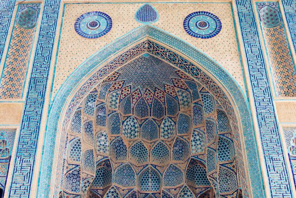 نطنز ایران 26 ژوئن 2007 تزیین مسجد تاریخی نطنز در نطنز ایران
