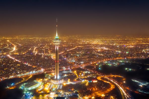 برج میلاد شب هنگام در تهران ایران در ژانویه سال 2019 گرفته شده در hdr