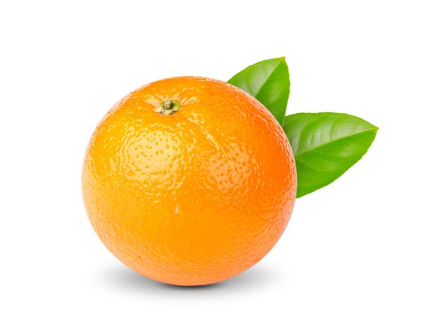 پرتقال رسیده با برگهای سبز جدا شده بر روی زمینه کوچک مینی