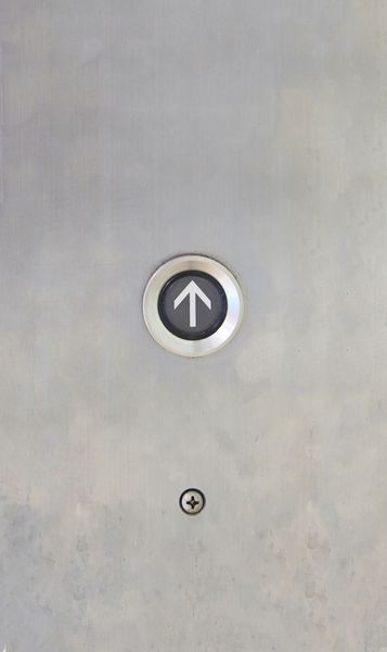 دکمه آسانسور به سمت بالا در صفحه بی سیم