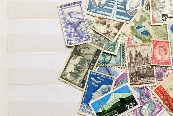 نامه تمبر استفاده شده از کشورهای مختلف در صفحه جمع آوری تمبر