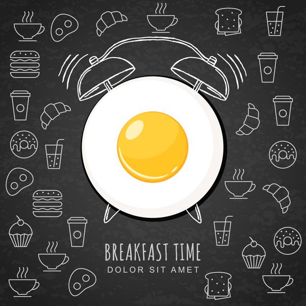 تخم مرغ سرخ شده و ساعت زنگدار آبرنگ کشیده شده را بر روی زمینه تخته سیاه و سفید با نمادهای طرح کلی مواد غذایی سرخ شده طراحی وکتور منوی صبحانه کافه رستوران زمینه فست فود