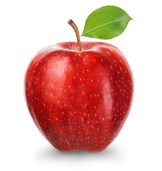 سیب قرمز رسیده که در یک پس زمینه سفید جدا شده است