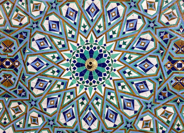 کاشی موزاییک مراکش تزئینات سرامیکی مسجد حسن دوم کازابلانکا مراکش
