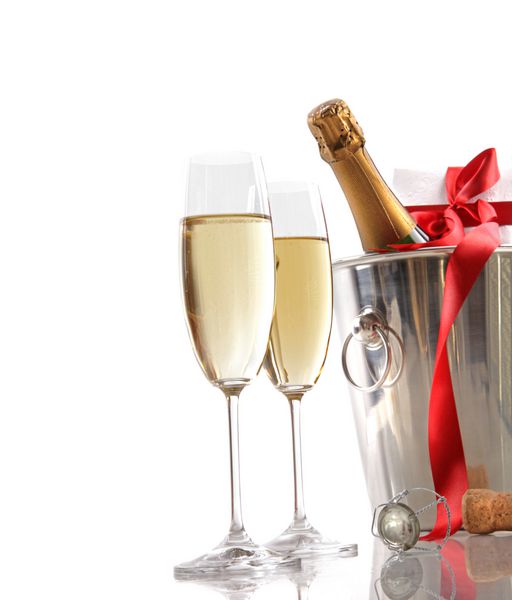 لیوان شامپاین و سطل یخ با هدیه روبان قرمز
