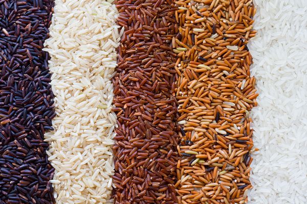 برنج آلی برنج مخلوط شده و بافت برای پس زمینه