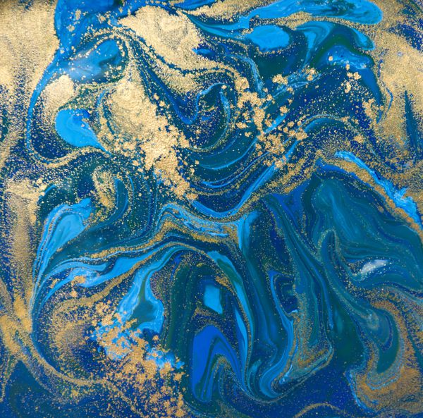 بافت مایع آبی و طلایی پس زمینه مرمر کشیده شده است الگوی انتزاعی مرمر جوهر