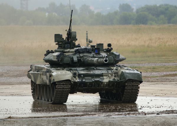 T-90 یک مخزن اصلی نبرد روسیه MBT است