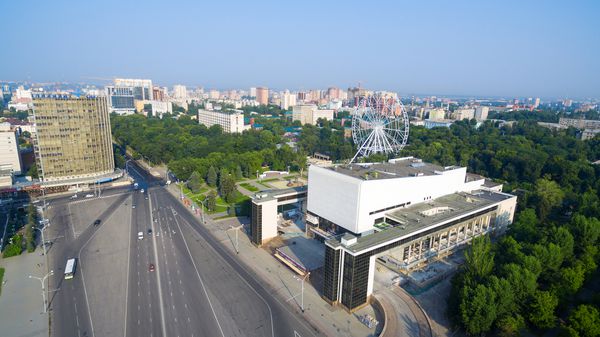 میدان تئاتر در شهر روستوف روی روسیه