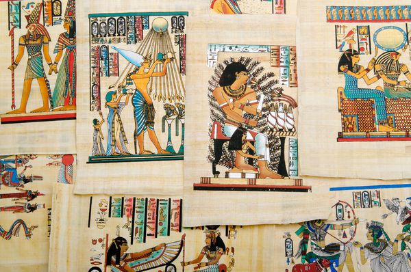 مفهوم تاریخ مصر با پاپیروس