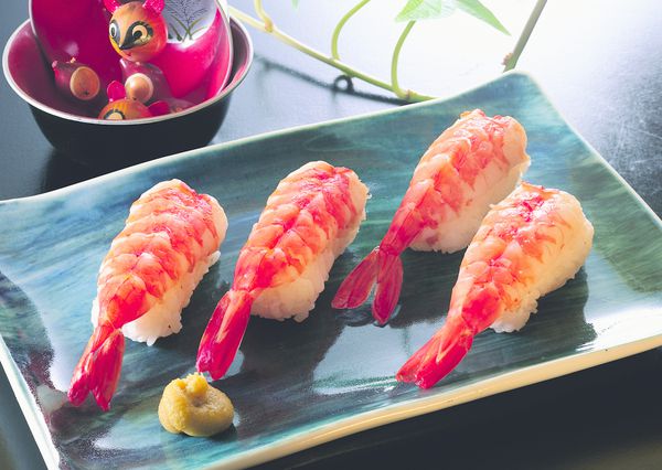 خرچنگ سوشی ژاپنی