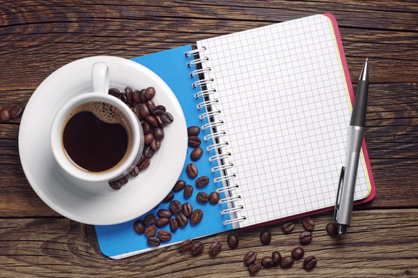 قهوه و دفترچه باز کرد