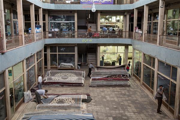 یزد ایران فرشهای فروشی در منطقه فرش بازار کاشان