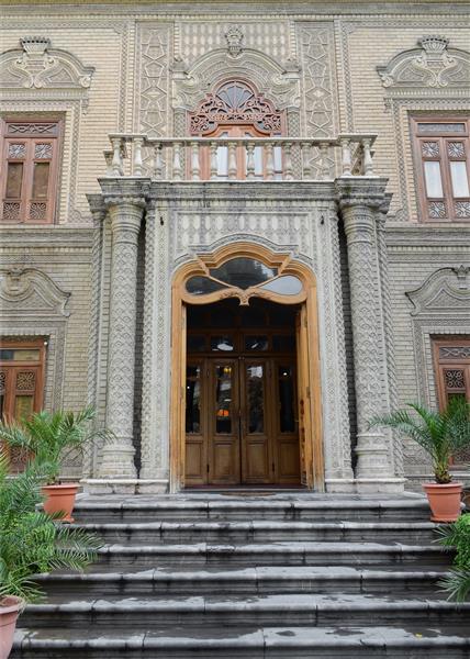 ورودی موزه آبگین تهران ایران