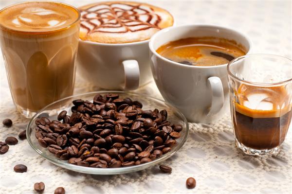 انتخاب گروهی از انواع مختلف قهوه ایتالیایی