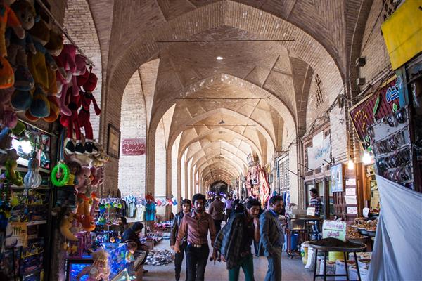 کرمان ایران مردم در بازار کرمان ایران