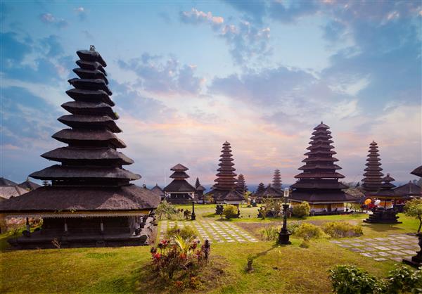 مجتمع معبد بساکی بالی اندونزی
