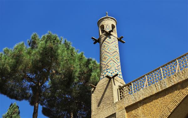 مناره جانبان مناره های تکان دهنده در اصفهان ایران