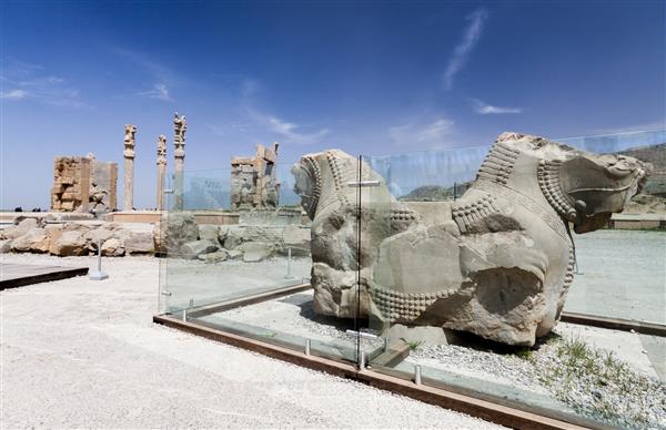  عکس تخت جمشید در زمان هخامنشیان