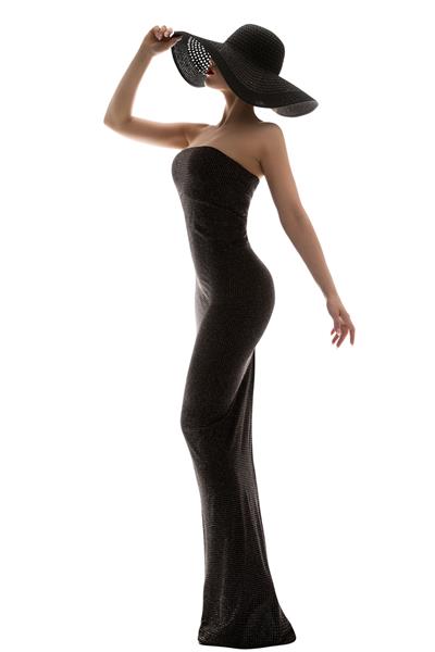مدل مد لباس بلند کلاه بزرگ سکسی زیبا و لباس مجلسی سیاه تمام طول روی زمینه سفید