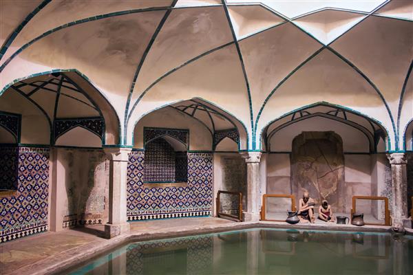 کرمان ایران حمام سنتی همام با مجسمه هایی