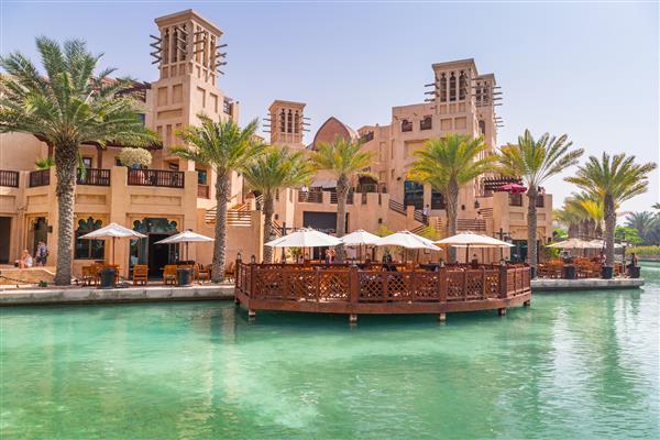 دبی امارات متحده عربی در دبی امارات متحده عربی استراحتگاه دبی و بزرگترین استراحتگاه امارت با بیش از 40 هکتار باغ است