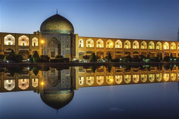 مسجد شیخ لطف الله در اصفهان ایران