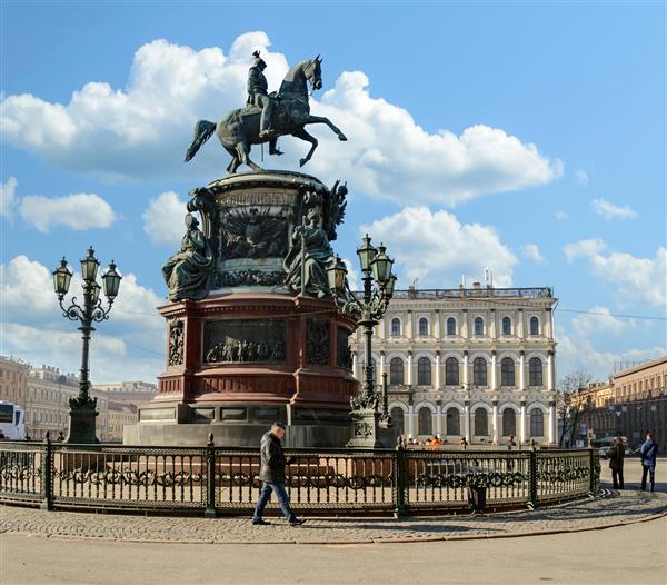 روسیه بنای یادبود امپراتور نیکلاس اول در میدان سنت ایزاک سن پترزبورگ