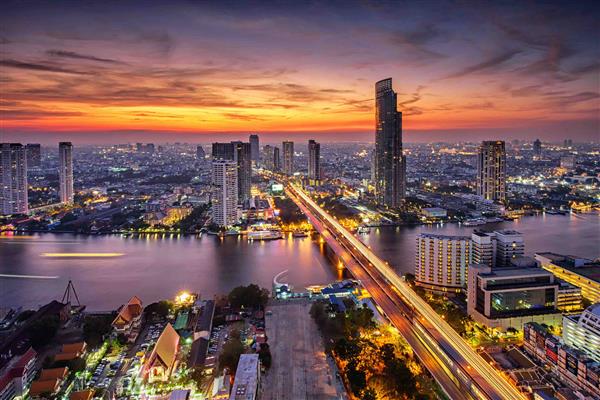 شهر بانکوک هنگام غروب آفتاب پل تاکسین