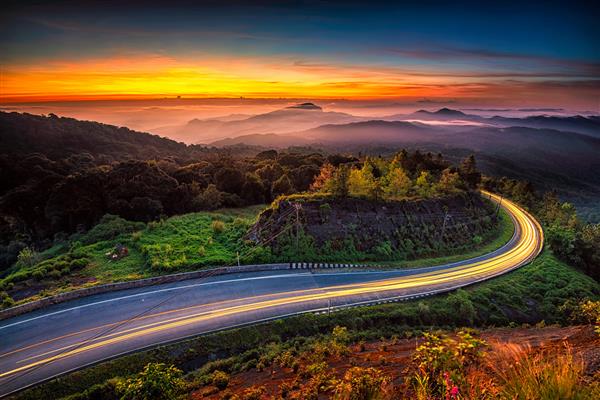 پارک ملی Doi Inthanon در طلوع آفتاب در استان چیانگ مای تایلند